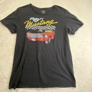 Mustang T Shirt Size‎ Medium Car Racing Ford
